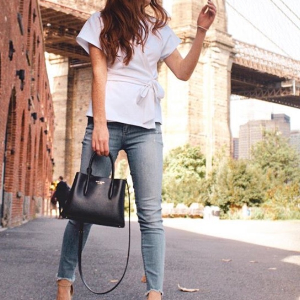 white express wrap top
